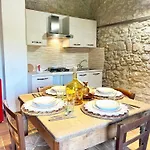 Podere Lo Scopiccio A Apartmán