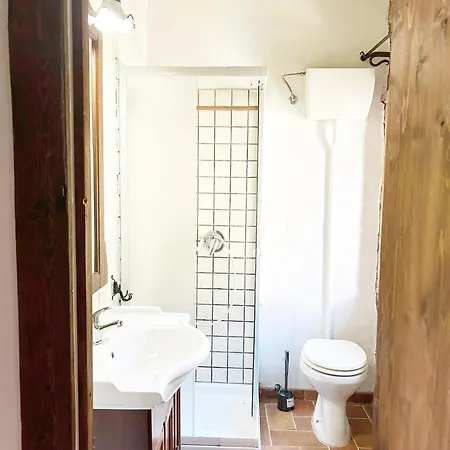 Podere Lo Scopiccio A Apartmán Riparbella