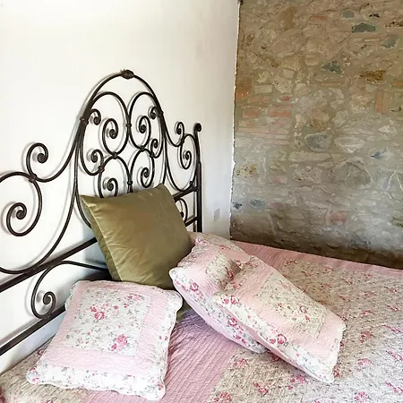 Podere Lo Scopiccio A Apartmán Riparbella